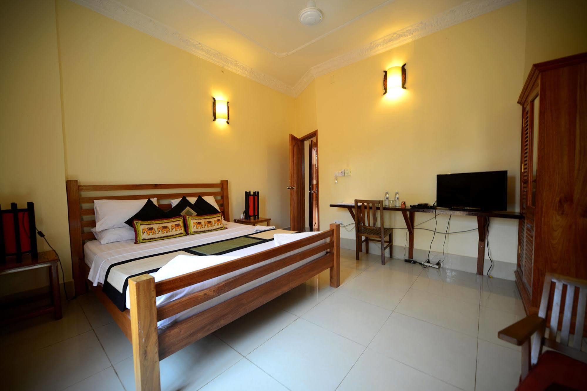 Mea Culpa Kampot Hotel Exterior foto