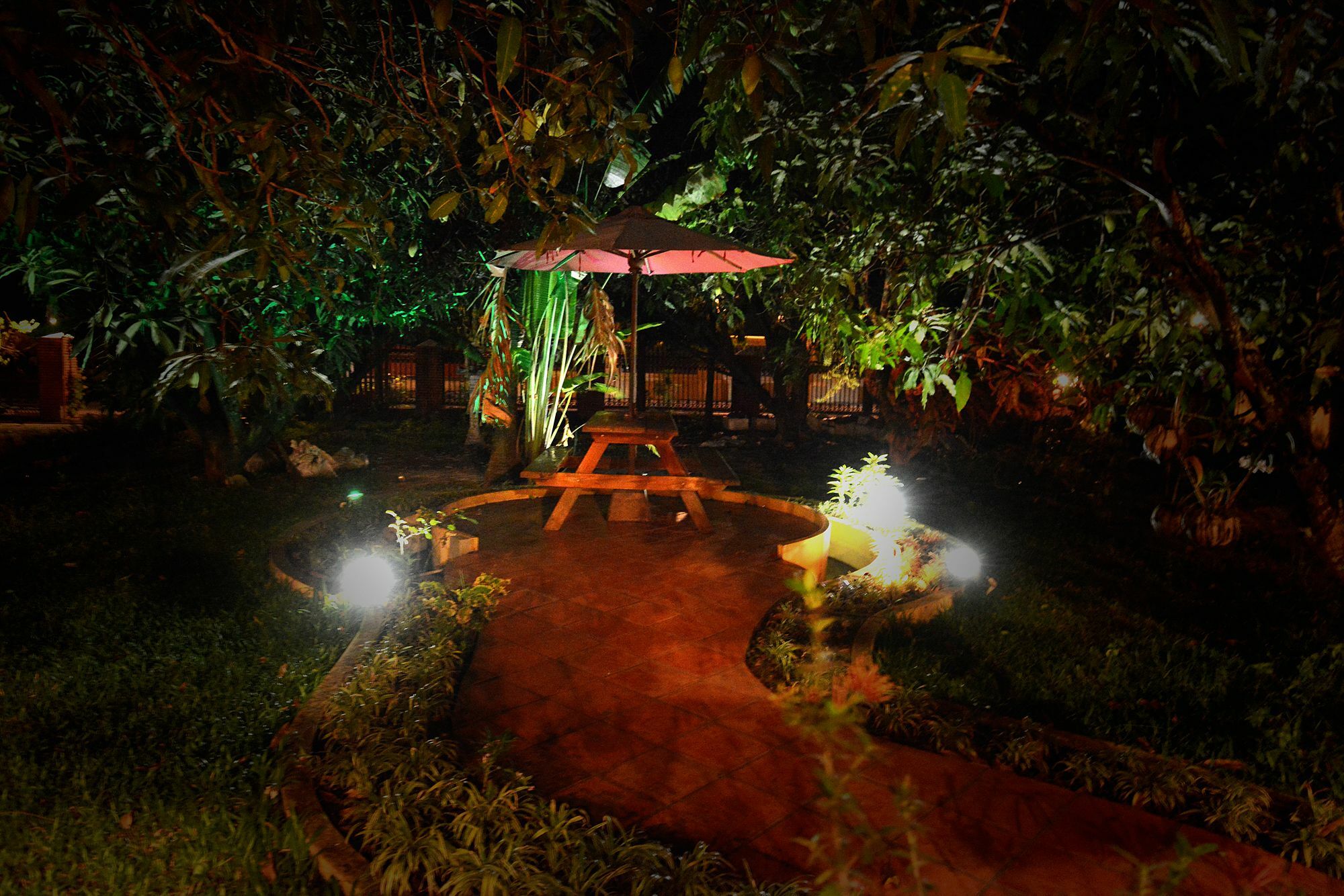Mea Culpa Kampot Hotel Exterior foto